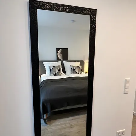 公寓 Moderne 2-zimmer-wohnung - Kueche - Balkon - Wifi *