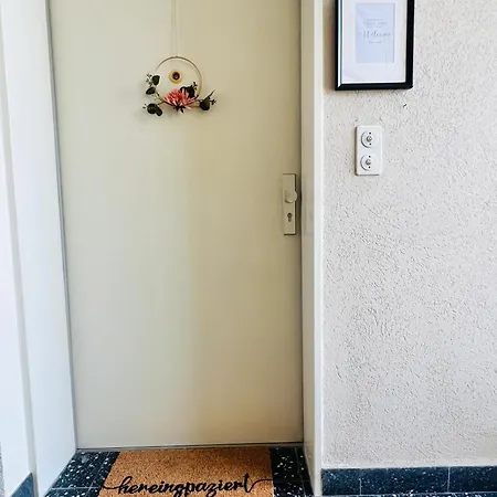 公寓 Moderne 2-zimmer-wohnung - Kueche - Balkon - Wifi 魏布林根